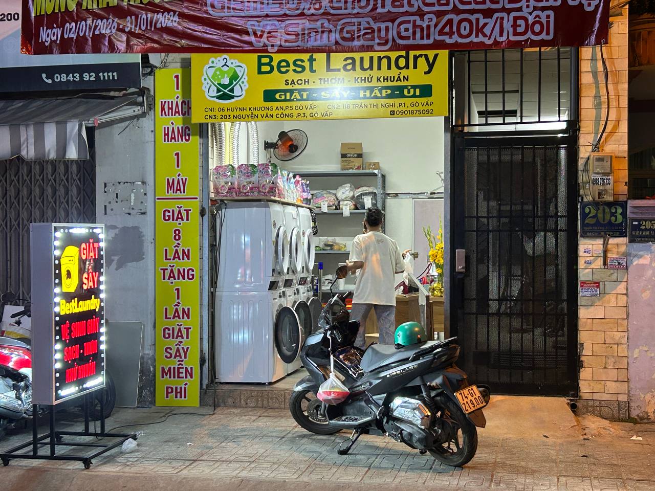 Máy giặt tại tiệm